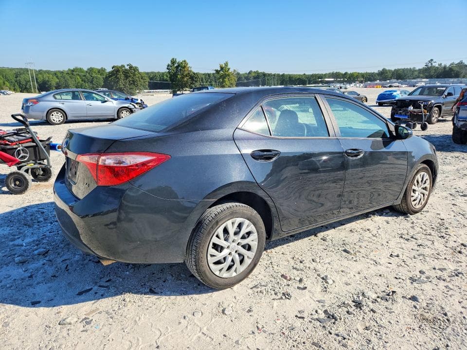 2019 TOYOTA COROLLA LE 3