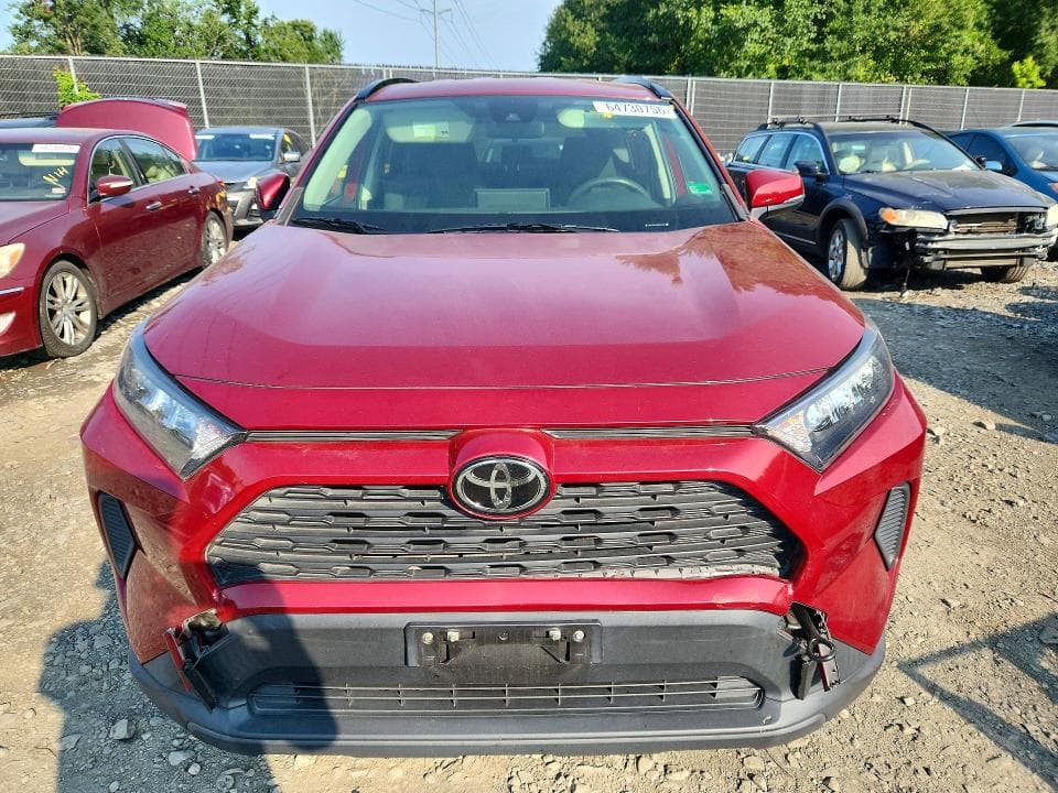 2020 TOYOTA RAV4 LE 5
