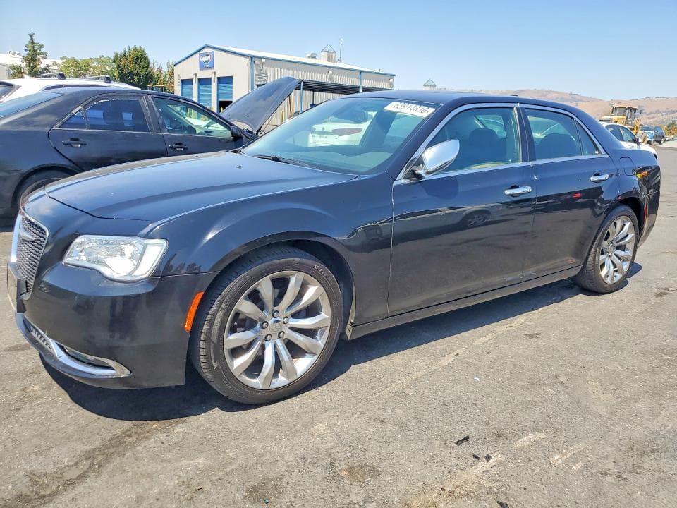 2017 CHRYSLER 300C