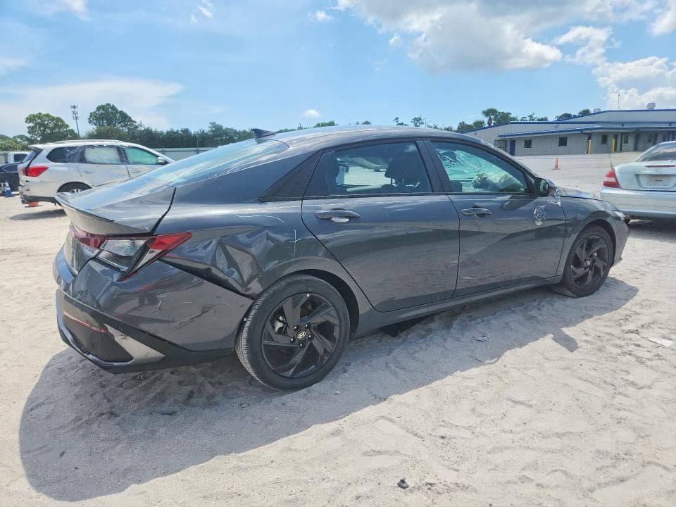 2026 HYUNDAI ELANTRA SEL SPORT 3