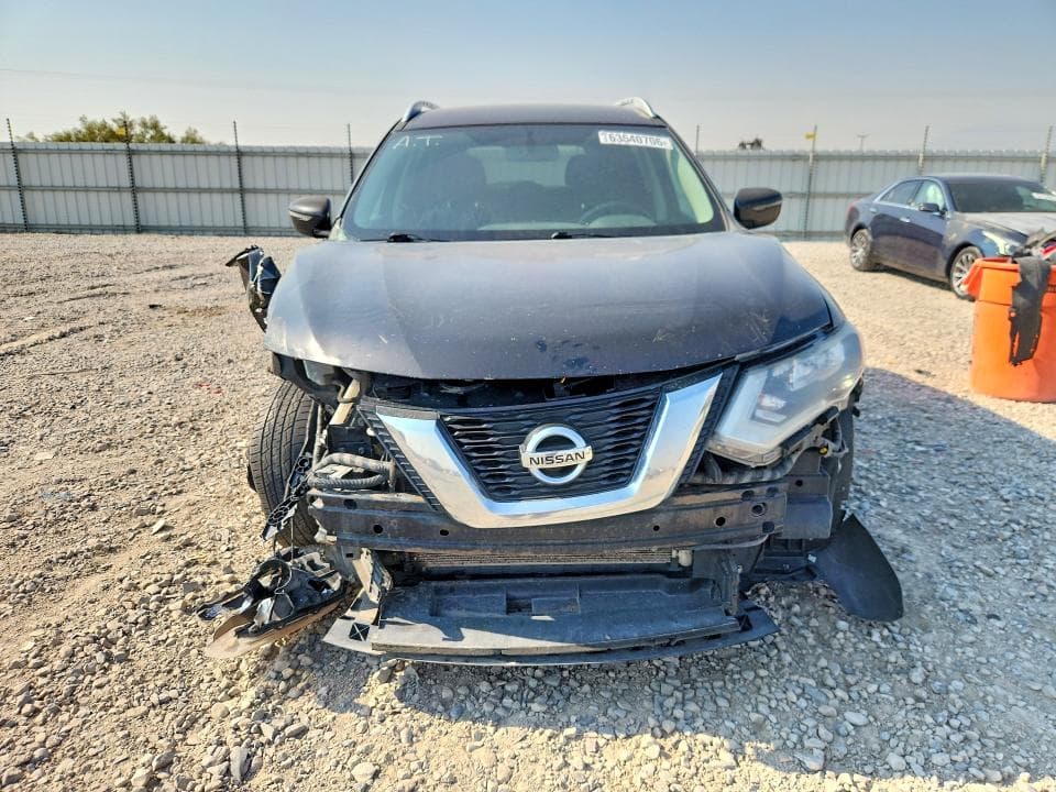 2017 NISSAN ROGUE SV 5