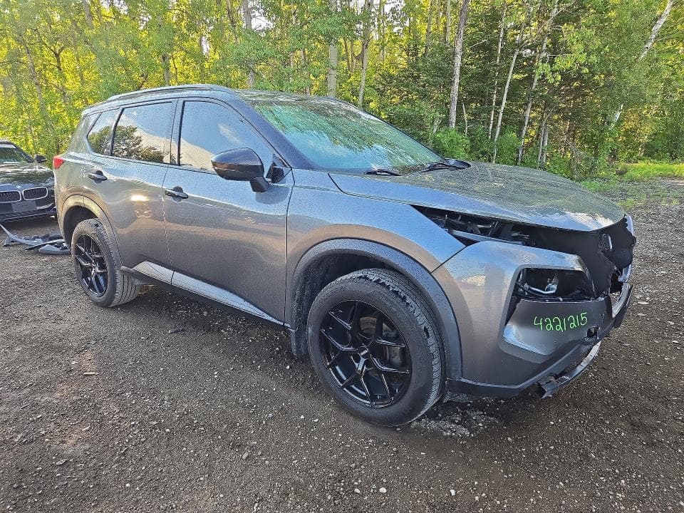 2021 NISSAN ROGUE SV 4