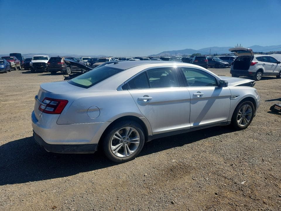 2019 FORD TAURUS SE 3