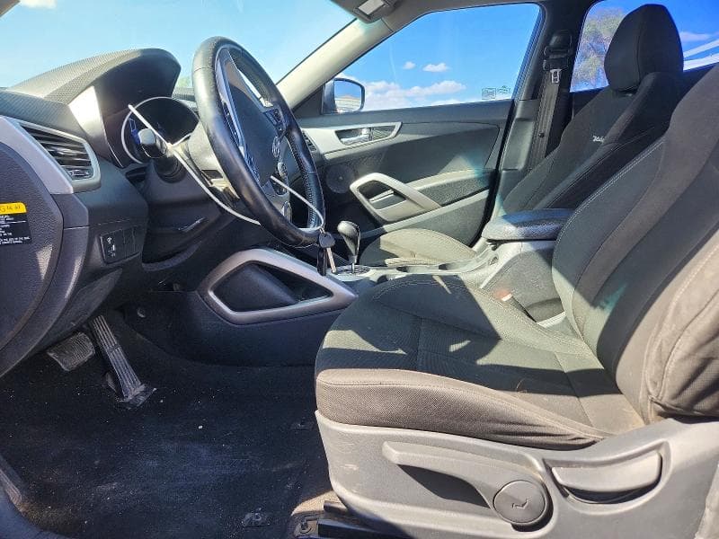 2017 HYUNDAI VELOSTER BASE 7