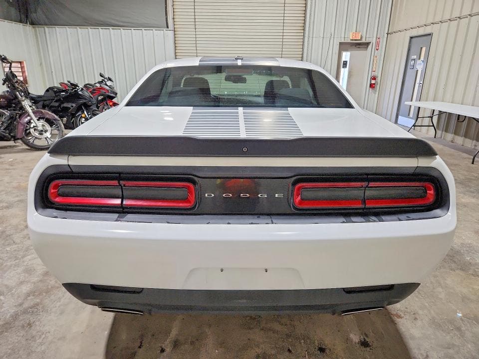 2019 DODGE CHALLENGER SXT 6