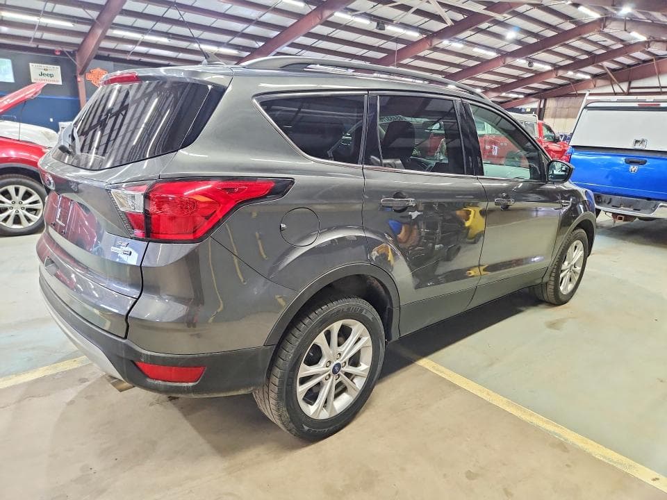2019 FORD ESCAPE SEL 3