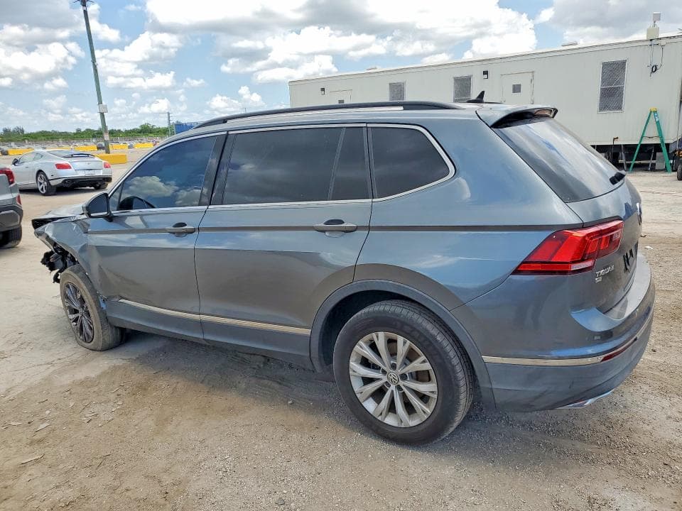 2018 VOLKSWAGEN TIGUAN SE 2