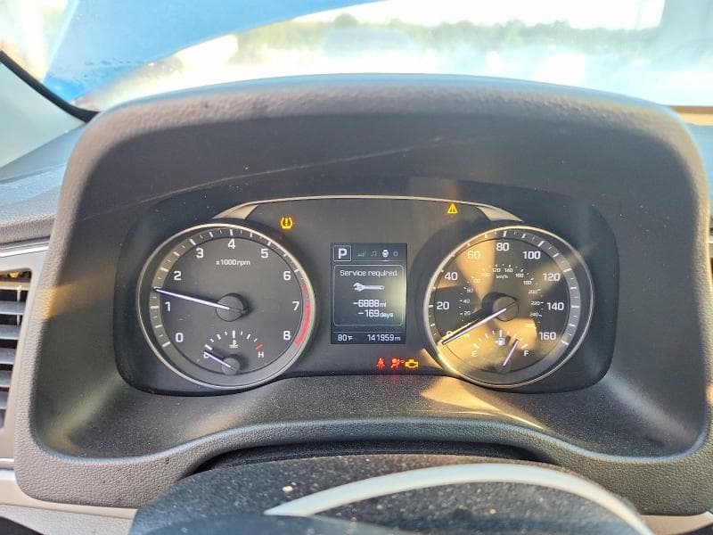 2018 HYUNDAI ELANTRA SEL 9