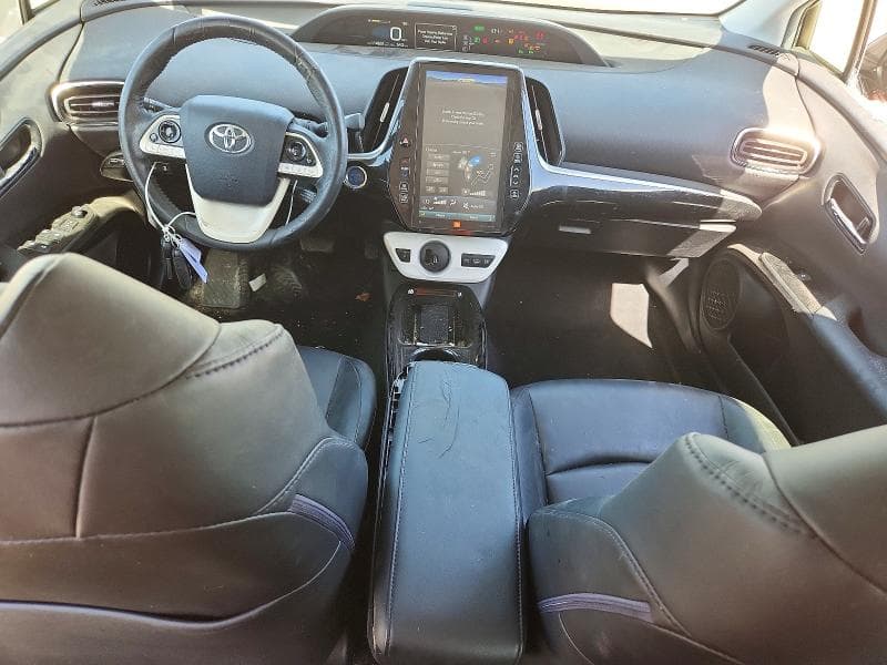 2017 TOYOTA PRIUS PRIME ADVANCED 8