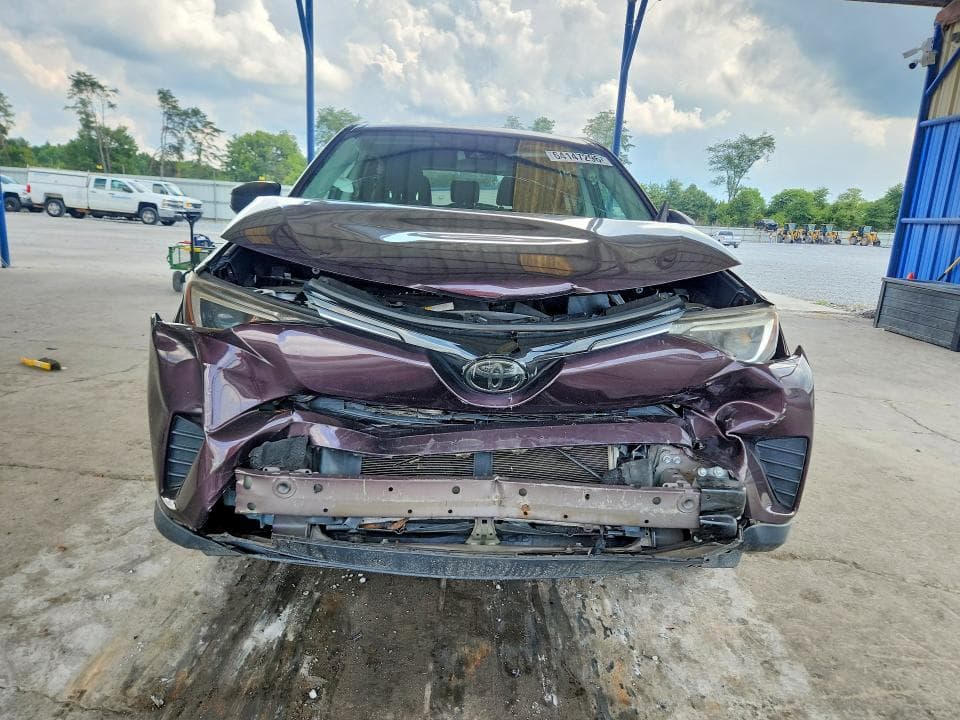 2018 TOYOTA RAV4 LE 5