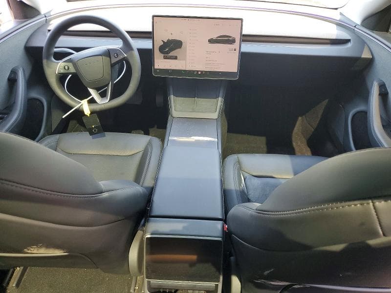 2026 TESLA MODEL 3 8