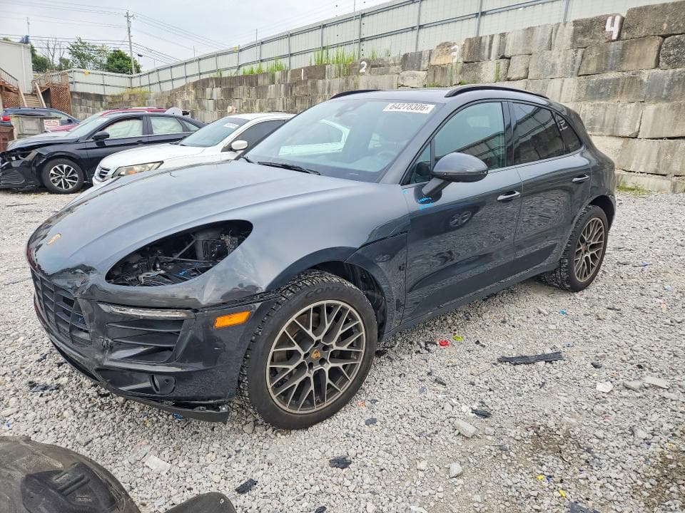 2018 PORSCHE MACAN - 1