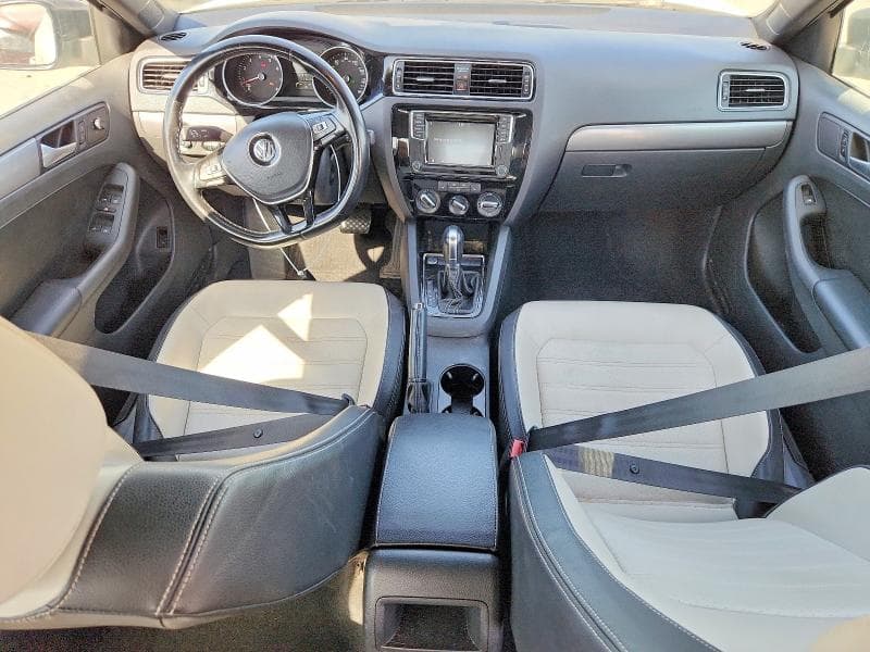2017 VOLKSWAGEN JETTA SPORT 8