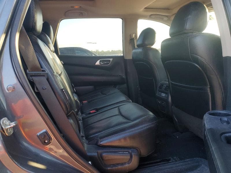 2020 NISSAN PATHFINDER PLATINUM 11