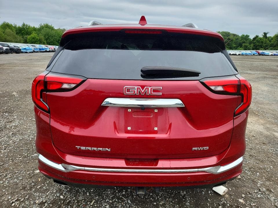 2018 GMC TERRAIN DENALI 6