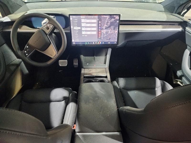 2024 TESLA MODEL X 8