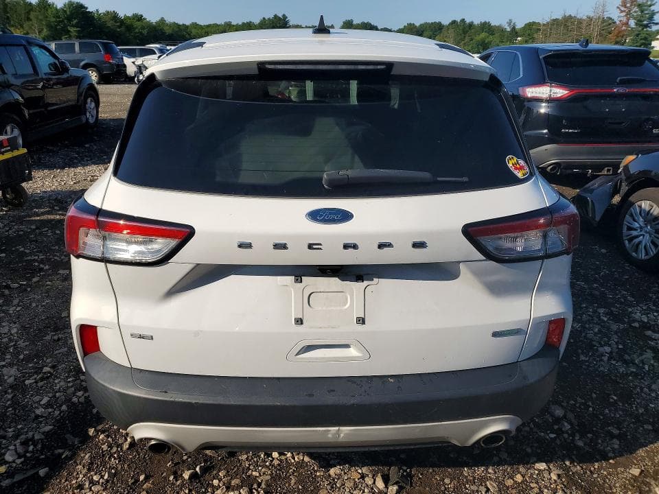 2020 FORD ESCAPE SE 6