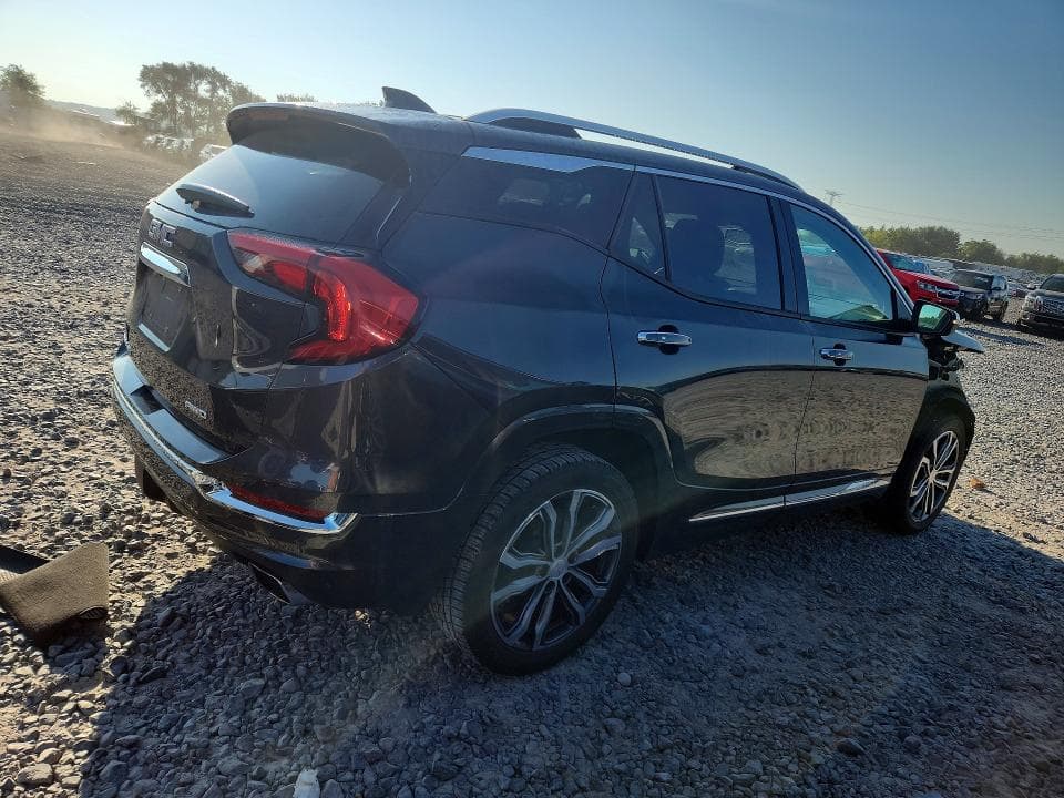 2018 GMC TERRAIN DENALI 3