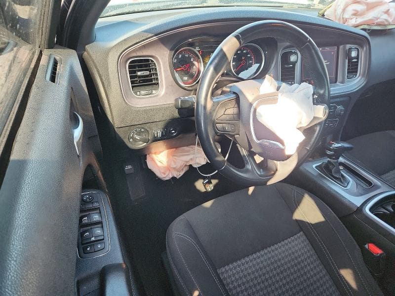 2023 DODGE CHARGER SXT 8
