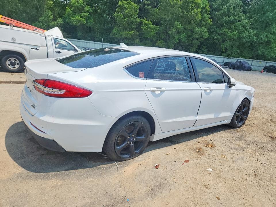 2020 FORD FUSION SE 3