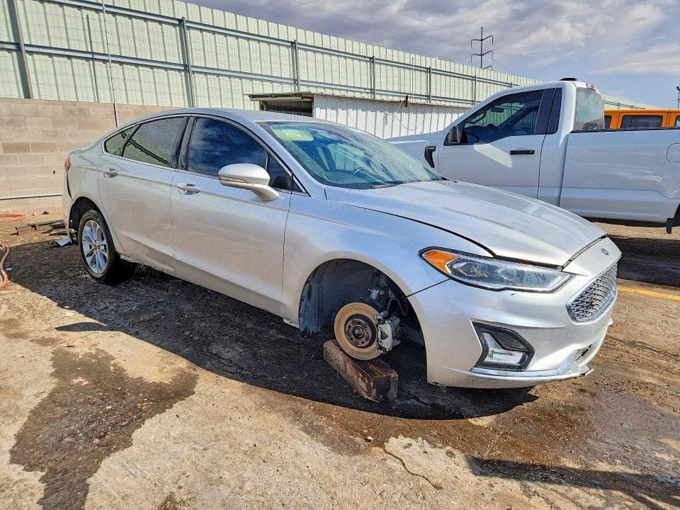 2019 FORD FUSION TITANIUM 4