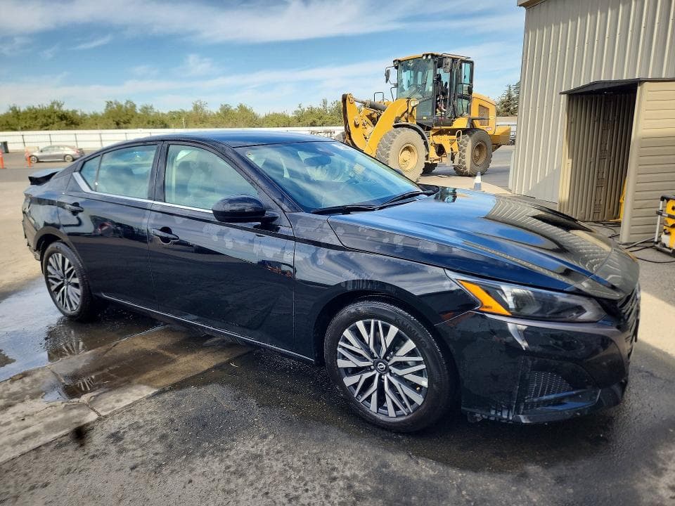 2026 NISSAN ALTIMA SV 4