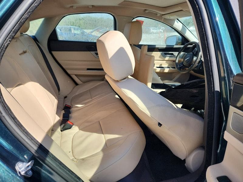 2017 JAGUAR XF PREMIUM 10