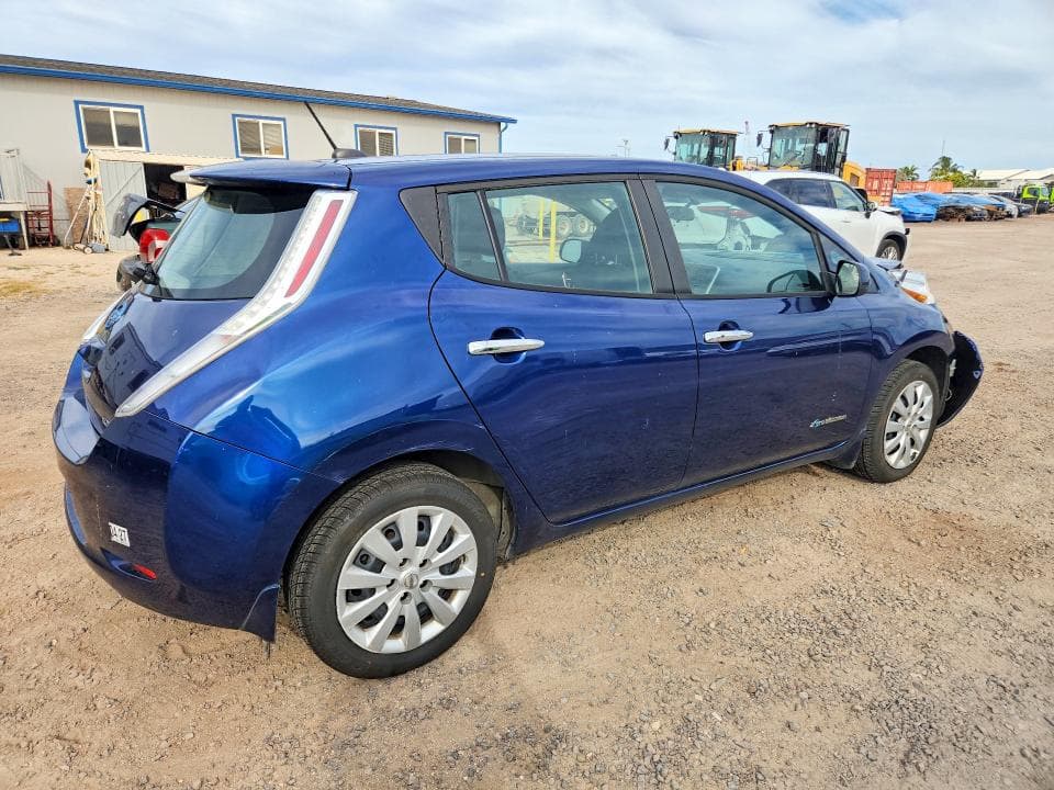 2017 NISSAN LEAF S 3