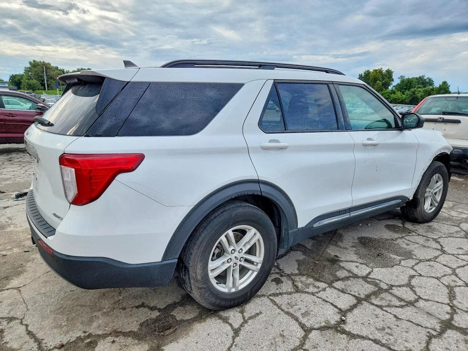 2021 FORD EXPLORER XLT 3