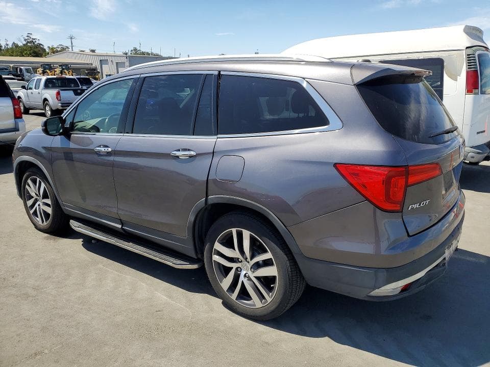 2017 HONDA PILOT TOURING 2