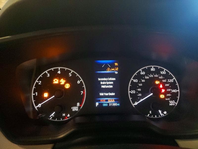 2023 TOYOTA COROLLA CROSS L 9