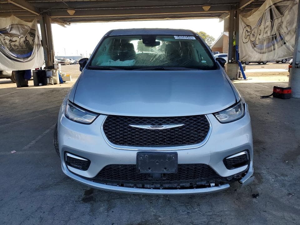 2024 CHRYSLER PACIFICA TOURING L 5