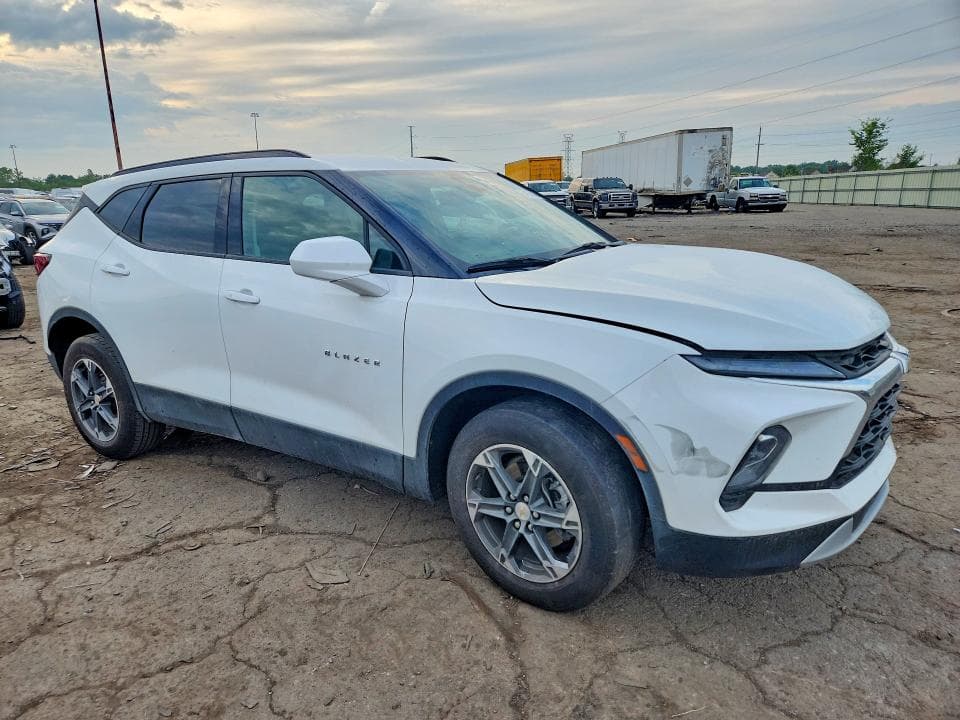 2025 CHEVROLET BLAZER 2LT 4