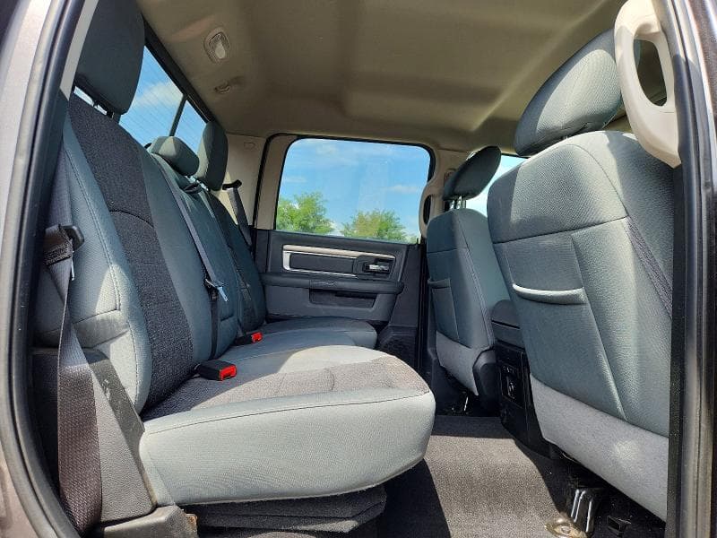 2018 RAM 1500 SLT 10