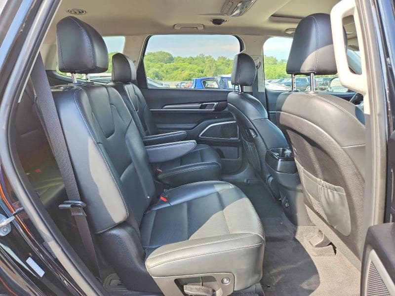 2021 KIA TELLURIDE S 11
