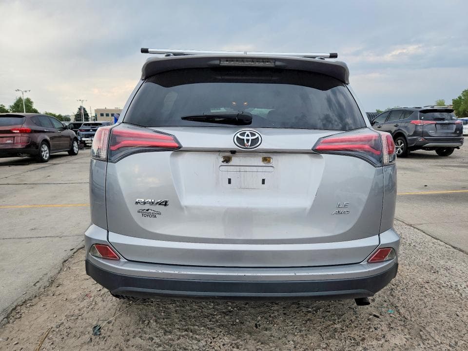 2018 TOYOTA RAV4 LE 6