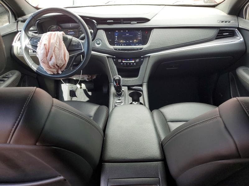 2022 CADILLAC XT5 LUXURY 8