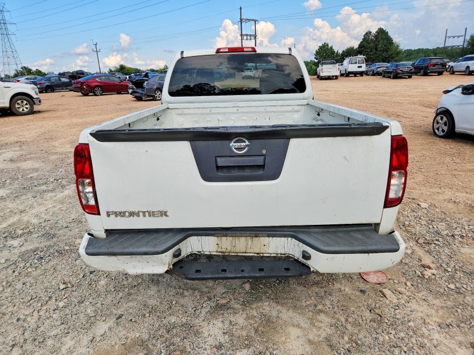 2018 NISSAN FRONTIER S 6