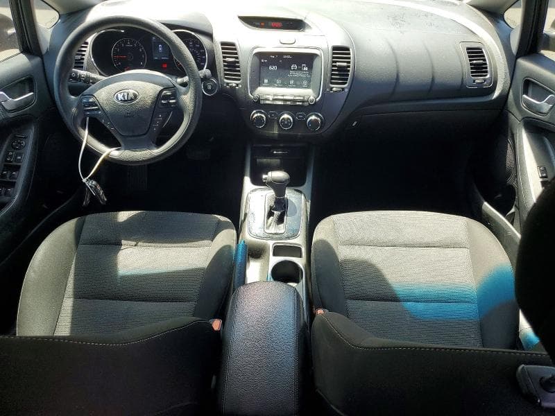 2017 KIA FORTE5 LX 8