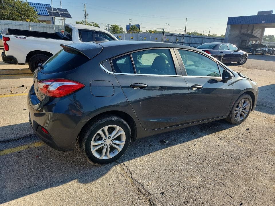 2019 CHEVROLET CRUZE LT 3