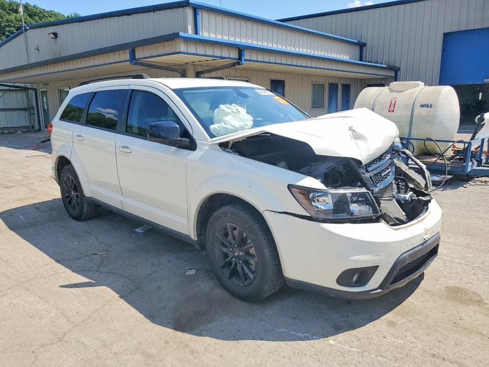 2019 DODGE JOURNEY SE 4
