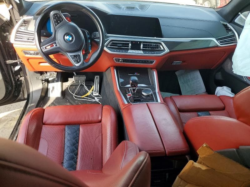 2023 BMW X5 M 8