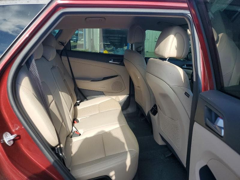 2017 HYUNDAI TUCSON SE PLUS 11