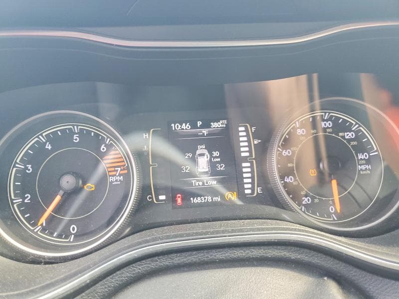 2019 JEEP CHEROKEE LATITUDE 9