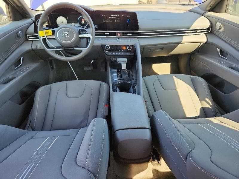 2023 HYUNDAI ELANTRA SEL 8