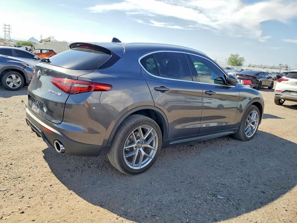 2018 ALFA ROMEO STELVIO TI 3