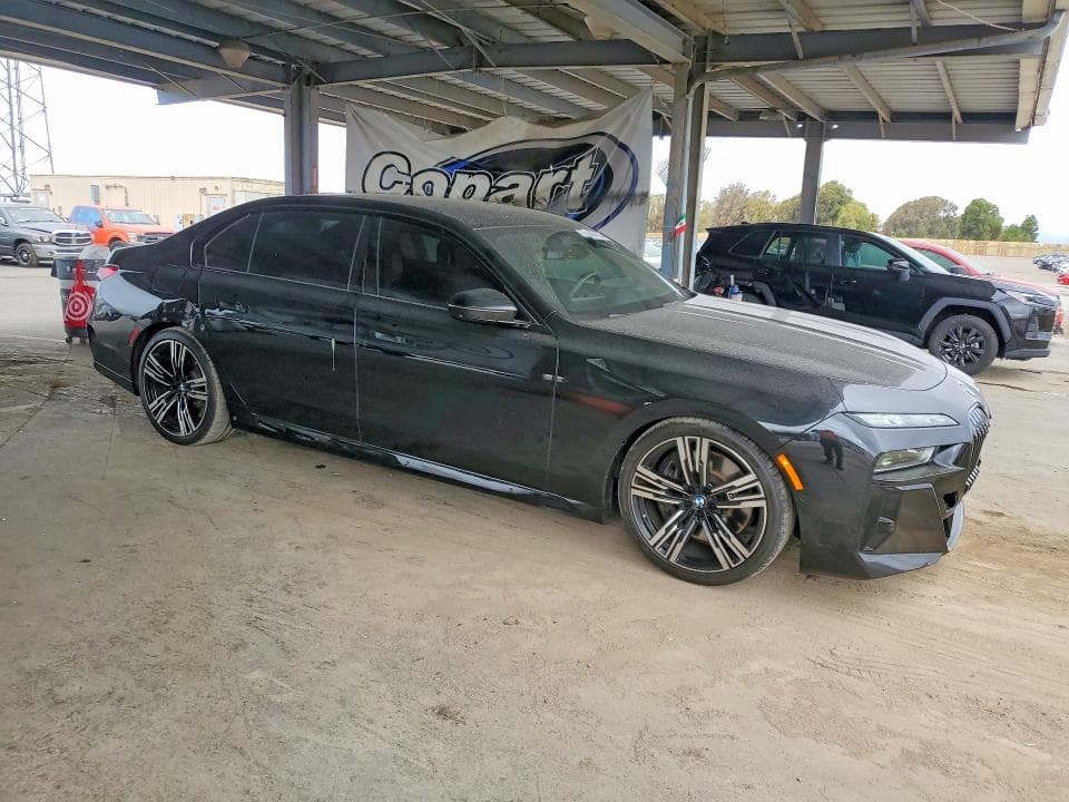 2024 BMW 760 XI 4
