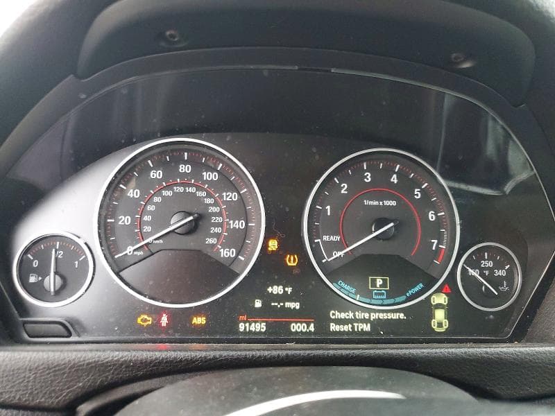 2018 BMW 330E 9
