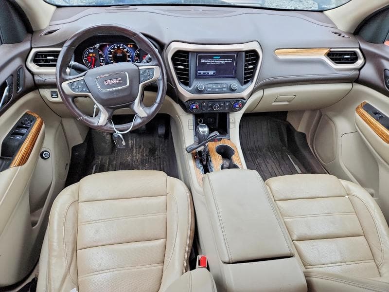 2017 GMC ACADIA DENALI 8