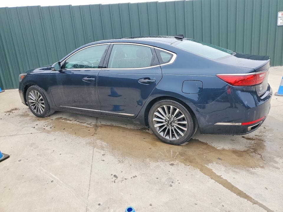 2017 KIA CADENZA PREMIUM 2
